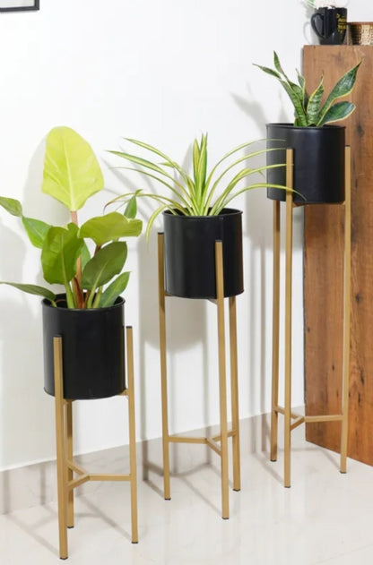 Modern Metal Floor Plant Stand with Planter Pots – Set of 3, Elegant black pot  Flower Stands for Home Decor